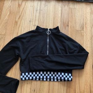 checkered detail long sleeve crop